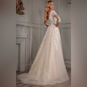 🚨 BRIDAL SALE NWT Ivory Long 3/4 Sleeve Lace & Tulle Wedding Gown! SZ:14